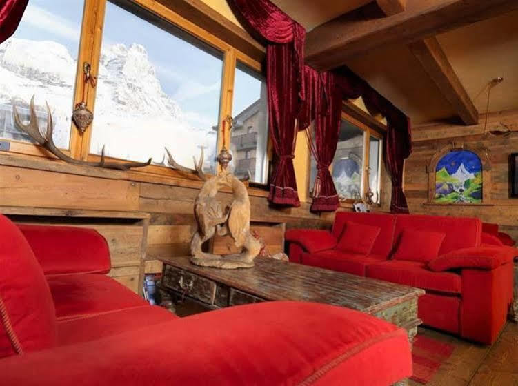 Hotel Punta Maquignaz Breuil-Cervinia Exteriör bild