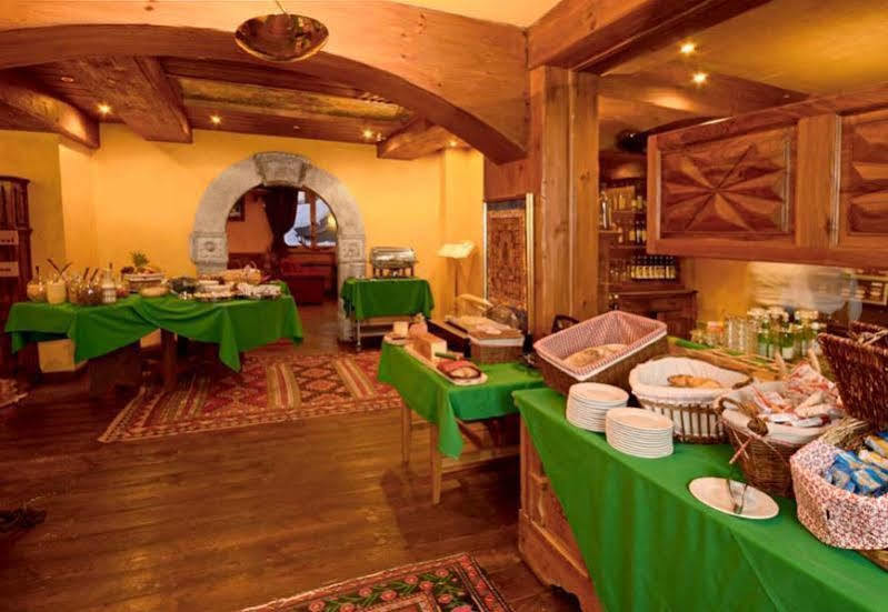 Hotel Punta Maquignaz Breuil-Cervinia Exteriör bild