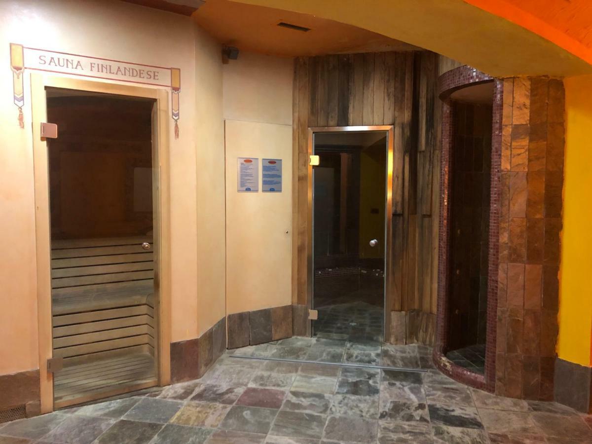 Hotel Punta Maquignaz Breuil-Cervinia Exteriör bild